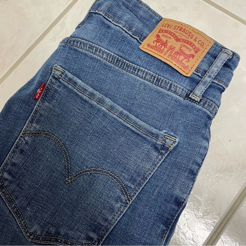 High rise skinny Levi - sz 29